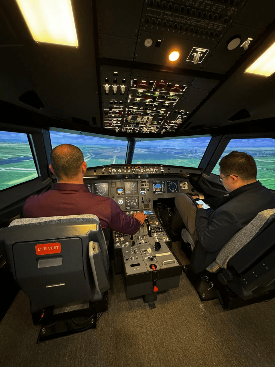 A320 flight simulator training session